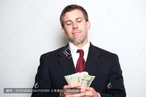 快樂(lè)與金錢