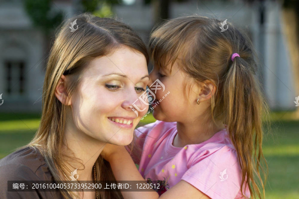 母親和女兒