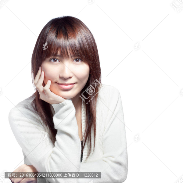 美麗的亞洲女孩在白色休閑