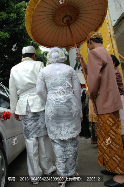 婚禮的夫婦