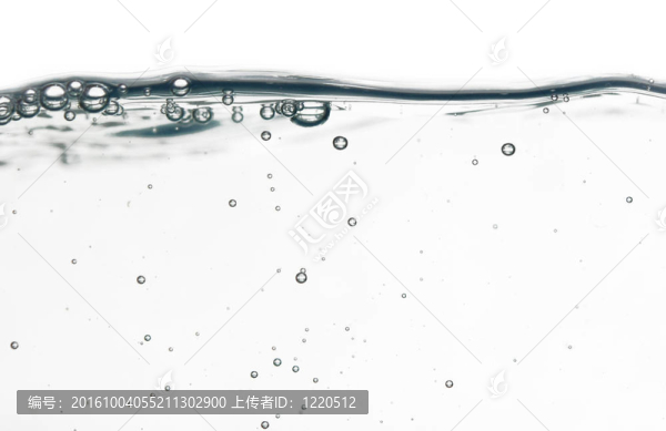波和泡沫