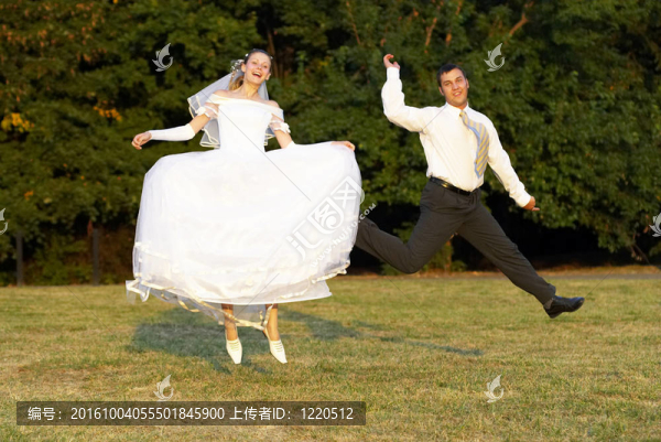 新婚燕爾錕？跳