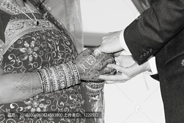 交換結(jié)婚戒指