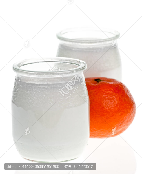 酸奶