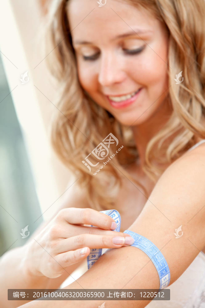 美女測量