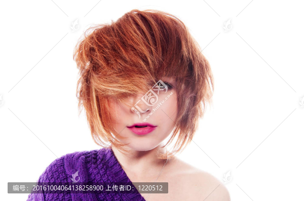 紅頭發(fā)的女孩