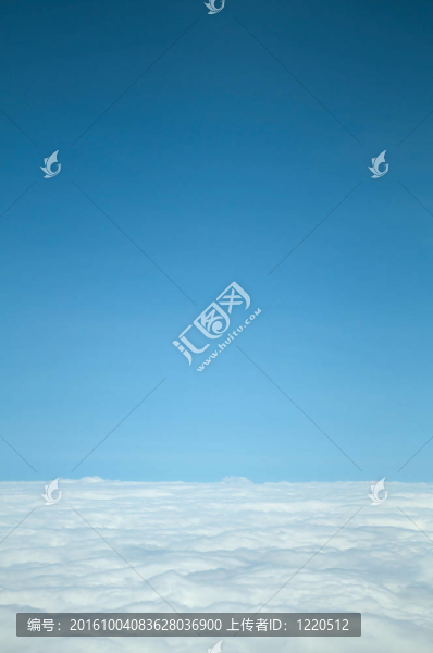 藍(lán)色的天空和白云