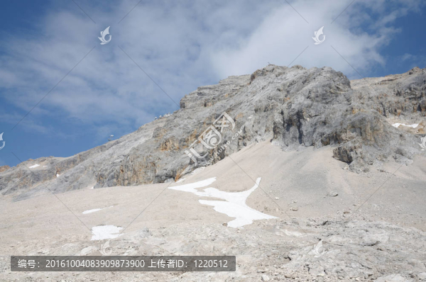 楚格峰山峰；德國阿爾卑斯山