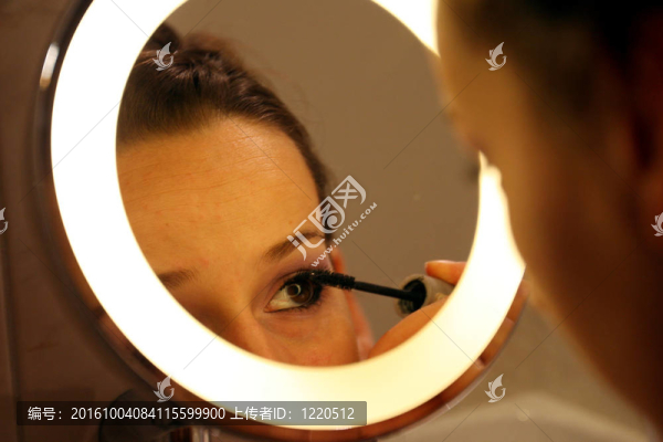 Eyebrush彌補