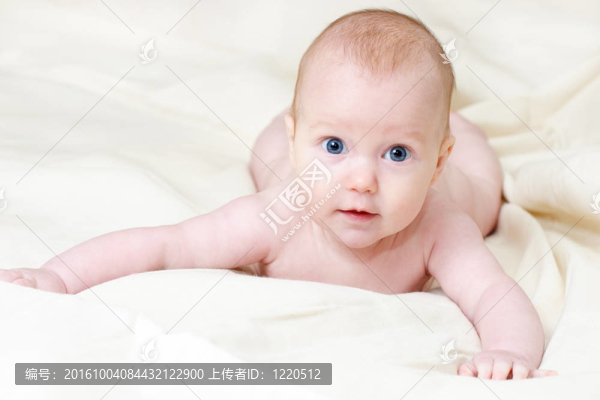 四個(gè)月的嬰兒