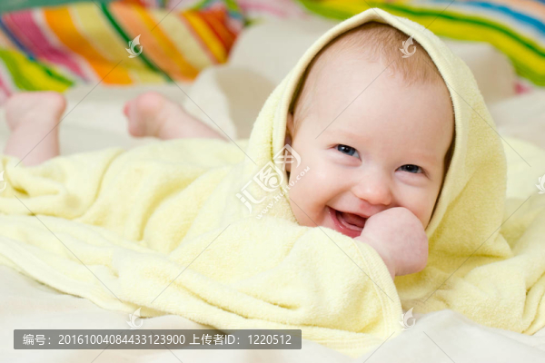 四個月的嬰兒