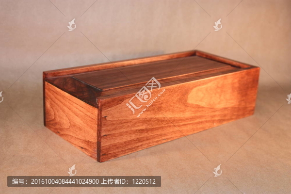 蓋滑動關(guān)閉。