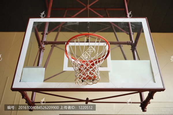 籃球架