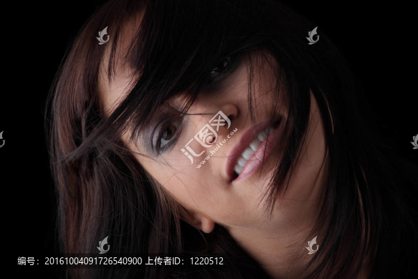 美麗的年輕女人肖像