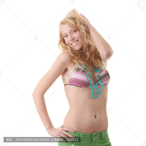 年輕美麗的金發(fā)女人