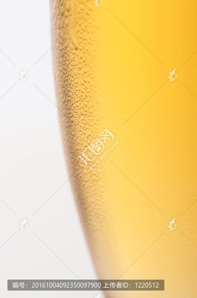 啤酒