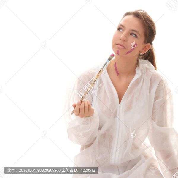 美麗的女藝人與紫羅蘭刷