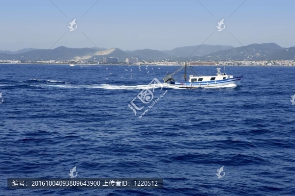 伊比薩觀與尼斯地中海