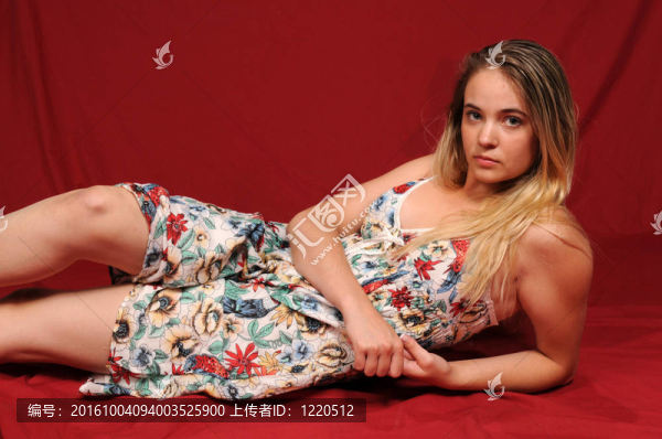 金發(fā)女郎