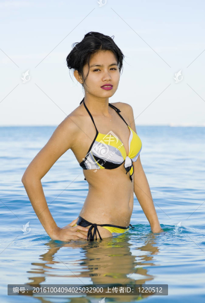 海洋中的亞洲美