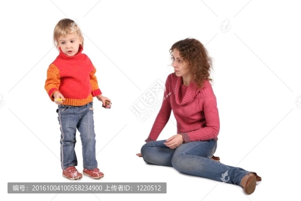 母親和女兒的白色