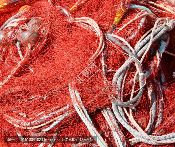 帶漂浮物的橙色釣魚(yú)網(wǎng)