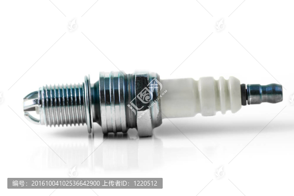 汽車(chē)發(fā)動(dòng)機(jī)火花塞