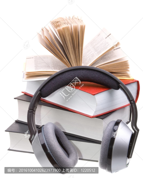 耳機(jī)和書籍（音頻圖書概念）