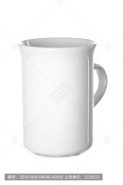 白色背景上的白色窄杯