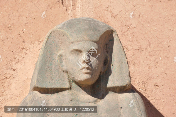 獅身人面像的雕像在瓦爾扎扎特；摩洛哥