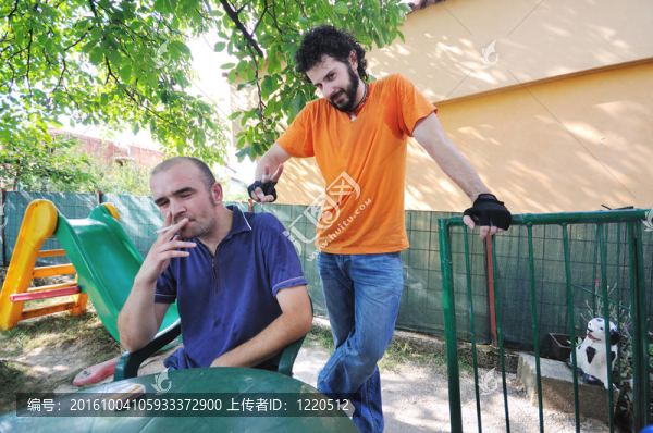 戶外的人