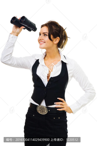 穿著正式服裝的婦女站著看雙眼