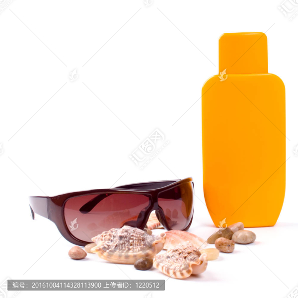太陽鏡和乳液