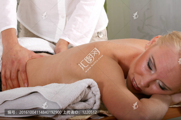捏背室