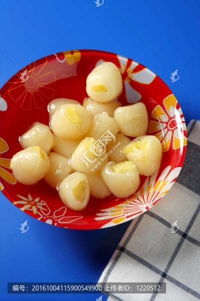 菠蘿荔枝里面的甜點