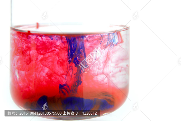 彩色顏料入水造云
