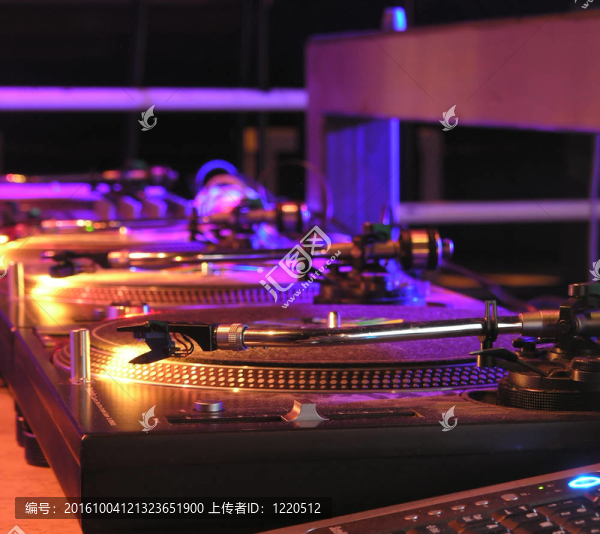 準備好的DJ