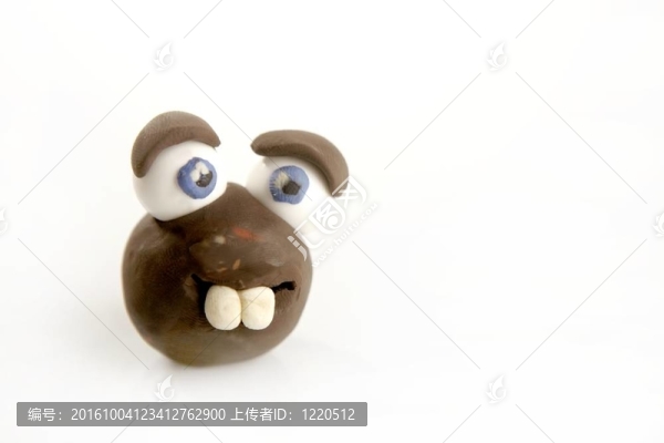 有趣的玩具，臉上的白色橡皮泥手工