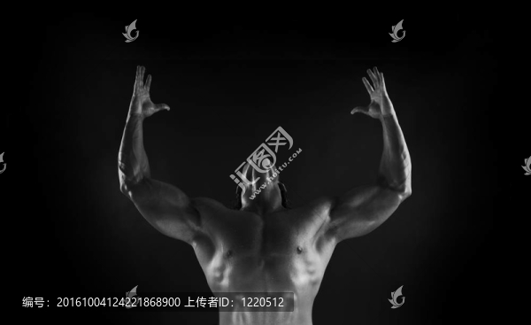 一個(gè)精美的雕刻健美生動(dòng)形象