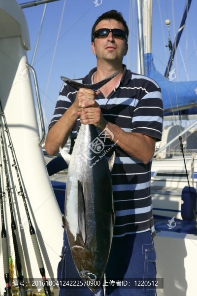 大游戲漁夫與咸水金槍魚