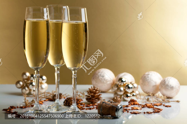 香檳酒杯