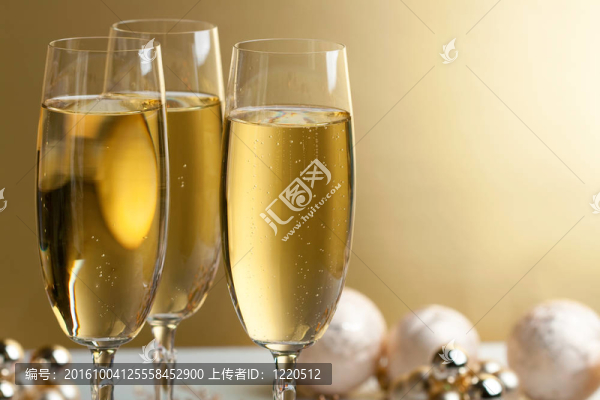 香檳酒杯