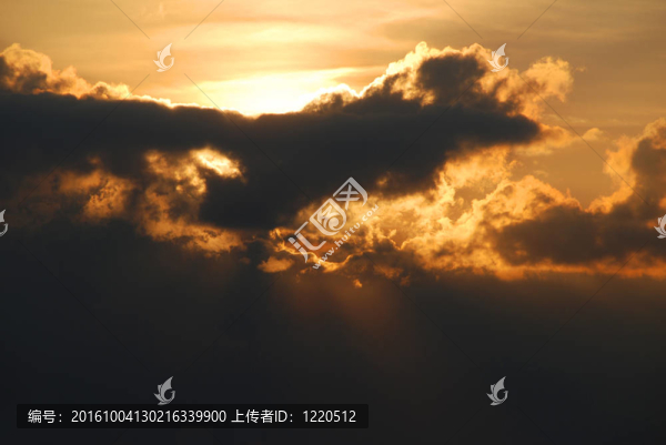 風(fēng)暴后的天空