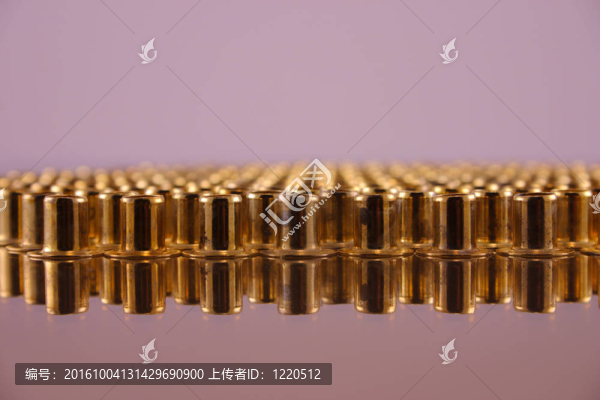 金屬衣服用鉚釘
