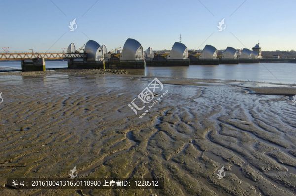 london-19-0027