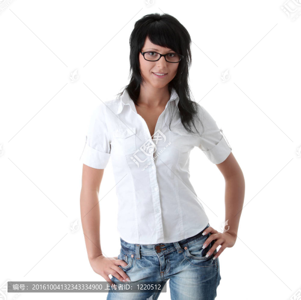 一個(gè)年輕快樂的女人的畫像