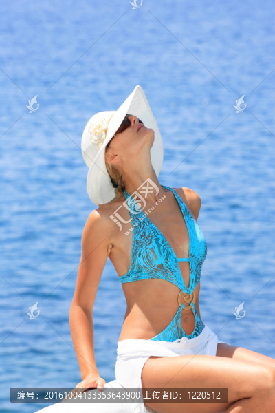 女人在下午放松