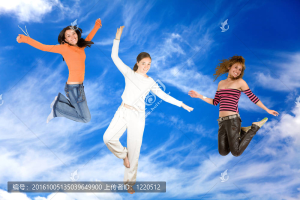 天空中的女人