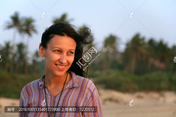 女孩的手掌