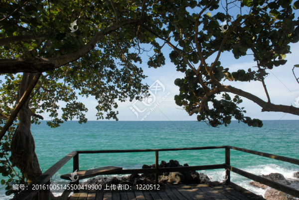 甲板上的海洋